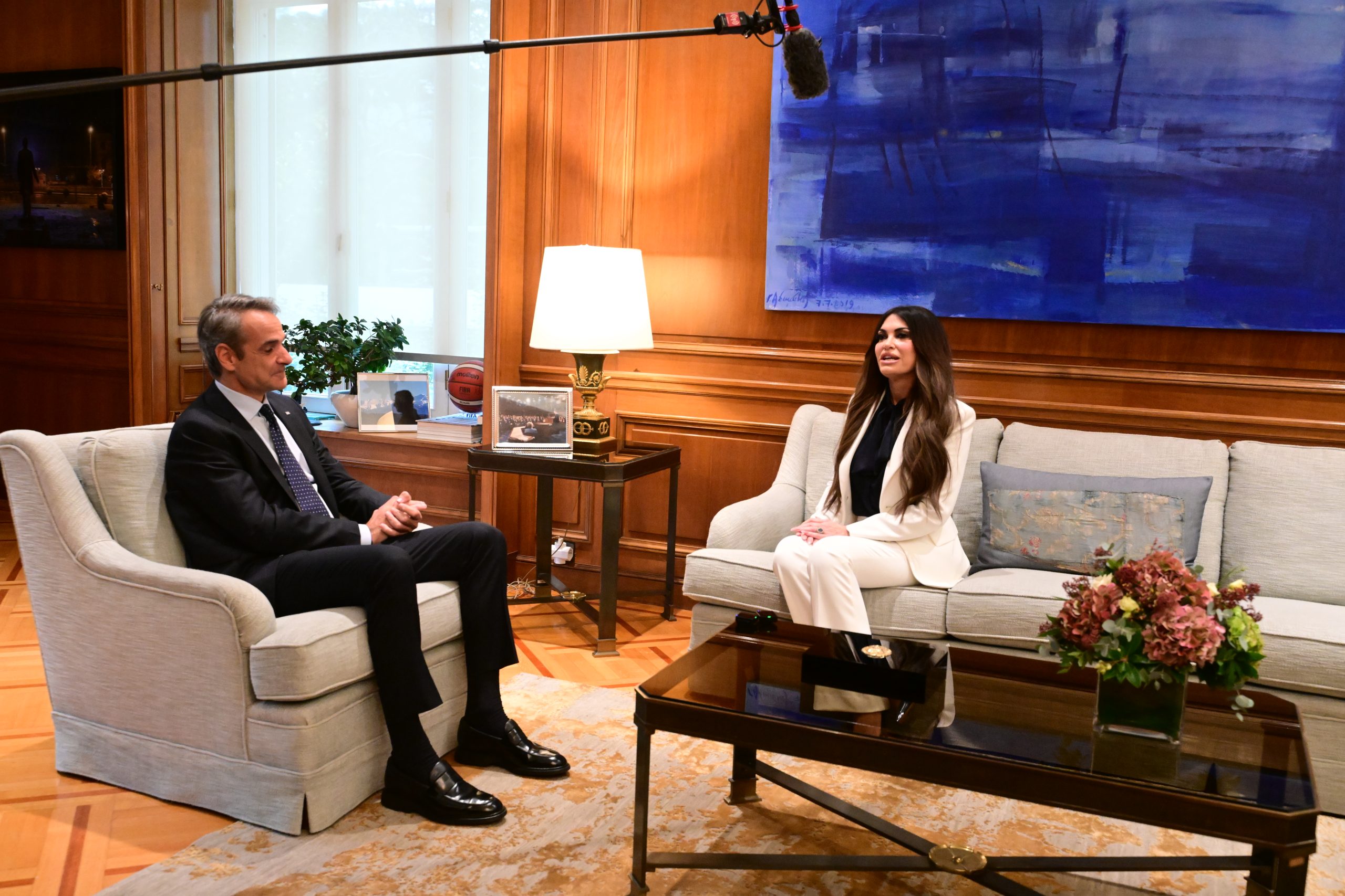 [381744] ΣΥΝΑΝΤΗΣΗ ΤΟΥ ΠΡΩΘΥΠΟΥΡΓΟΥ ΚΥΡΙΑΚΟΥ ΜΗΤΣΟΤΑΚΗ ΜΕ ΤΗΝ ΠΡΕΣΒΗ ΤΩΝ ΗΠΑ KIMBERLY GUILFOYLE  (ΤΑΤΙΑΝΑ ΜΠΟΛΑΡΗ/EUROKINISSI)