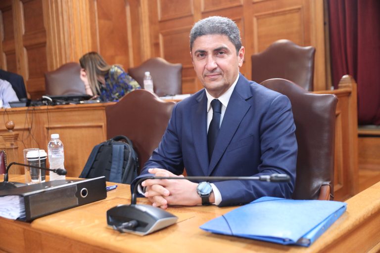 Live η συνέχεια των συνεδριάσεων της Εξεταστικής Επιτροπής της Βουλής για τον ΟΠΕΚΕΠΕ – Εξετάζεται ο Λ. Αυγενάκης