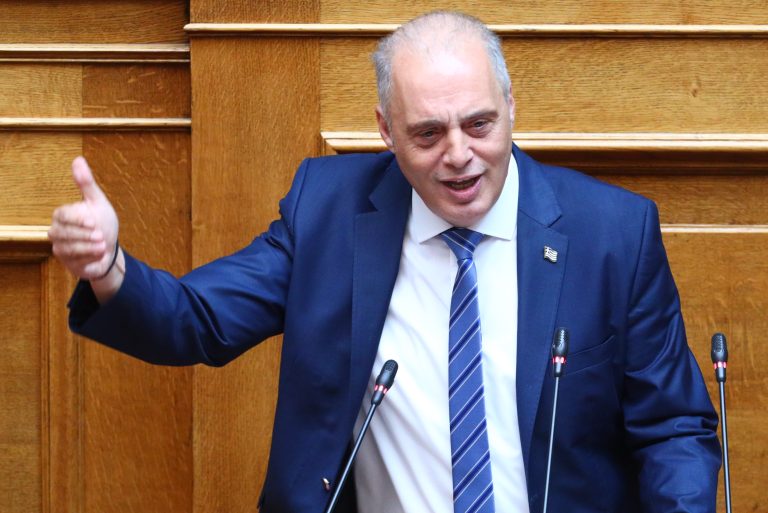 K. Bελόπουλος: Νόμιμο όπλο σπίτι σου για να ξέρεις ποιος είσαι και να μπορείς να αμύνεσαι