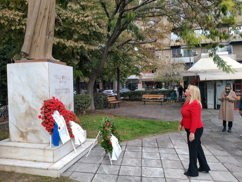 Ξεκίνησαν στη Λάρισα οι εκδηλώσεις για την επέτειο της εξέγερσης του Πολυτεχνείου