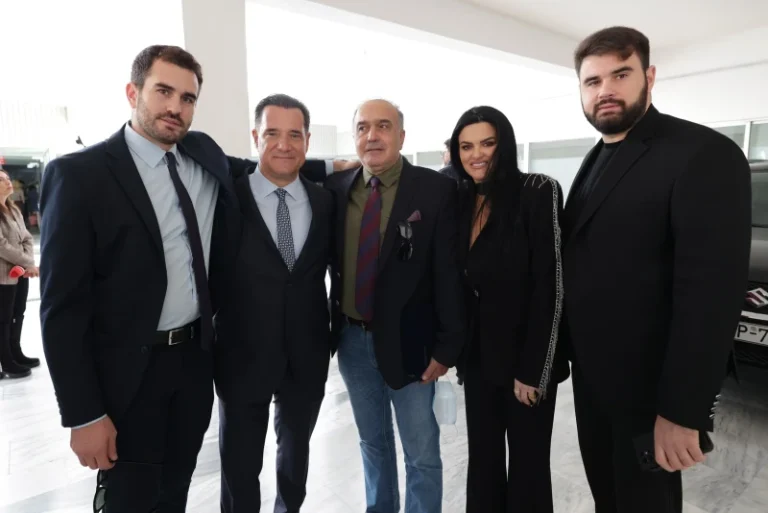 Εγκαίνια νέου ρομποτικού μηχανήματος στο Κωνσταντοπούλειο Γ. Ν. «Αγία Όλγα», δωρεά της εταιρείας “La vie en Rose by Dimitra Katsafadou”