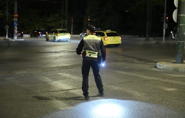 Συνελήφθη γνωστή δημοσιογράφος σε έλεγχο αλκοτέστ