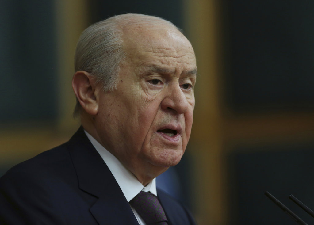 Μπαχτσελί: Στήριξη στην αποφυλάκιση Ντεμιρτάς και νέο βήμα στο Κουρδικό