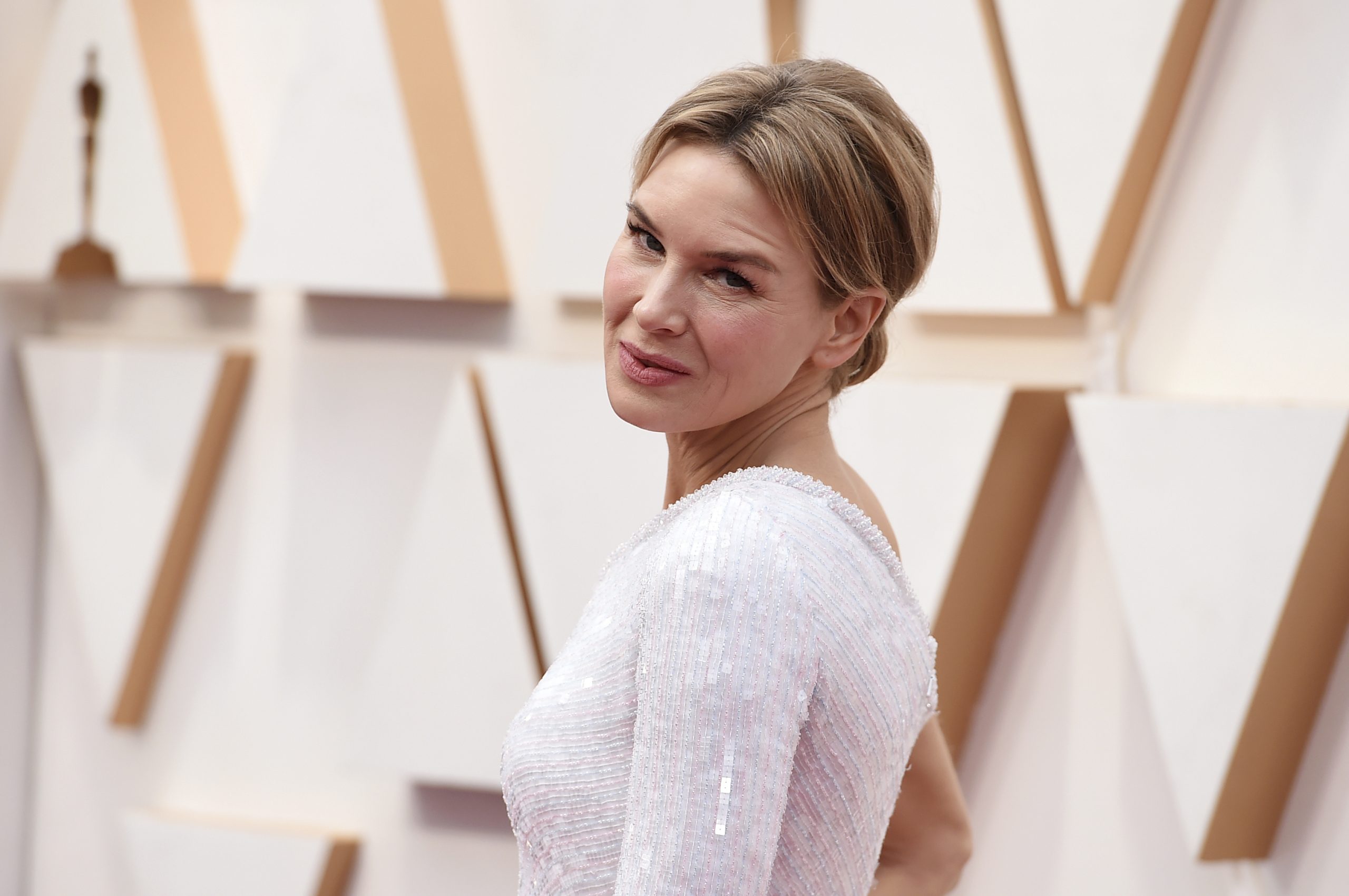 Όταν οι άνθρωποι δεν τολμούν να γεράσουν: εθισμένοι στη νεότητα και τη ματαιοδοξία