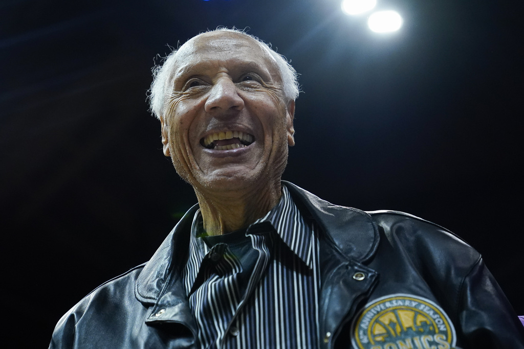 Έφυγε από τη ζωή ο Lenny Wilkens, ο θρύλος και «νονός» του μπάσκετ του Σιάτλ