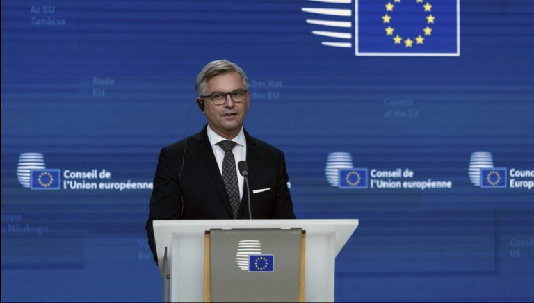 Οι θέσεις της ΕΕ και οι εξαιρέσεις από την «αλληλεγγύη» για Πολωνία, Ουγγαρία και Αυστρία