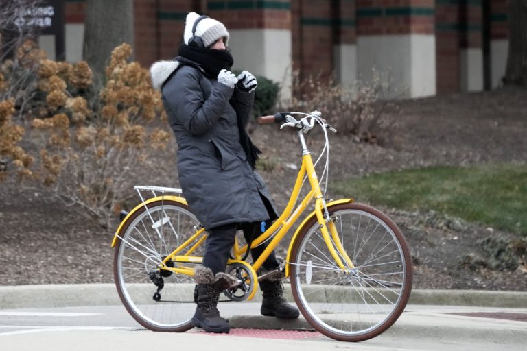 ΗΠΑ: Πρώιμη γεύση του χειμώνα από τις Μεγάλες Λίμνες έως τη νότια Φλόριντα – Συνθήκες παγετού για 155 εκατ. κατοίκους