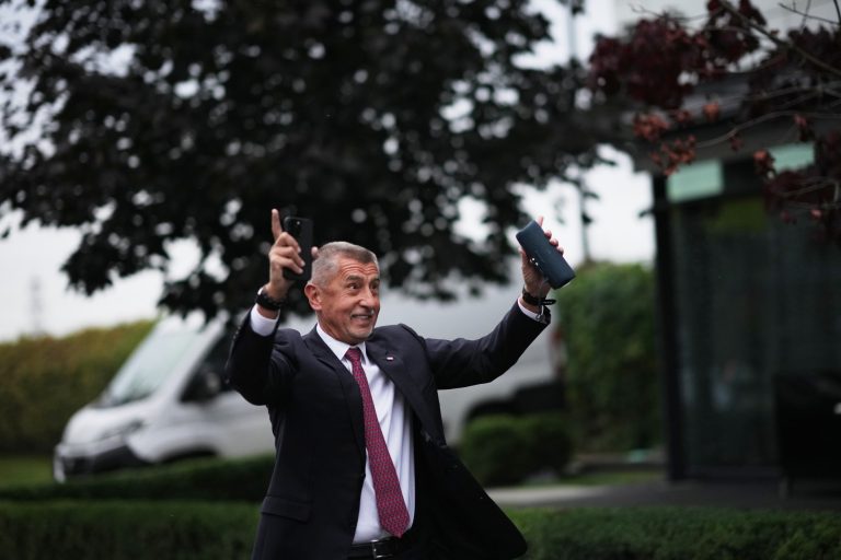 Αντικυβερνητικές διαδηλώσεις στην Τσεχία και τη Σλοβακία