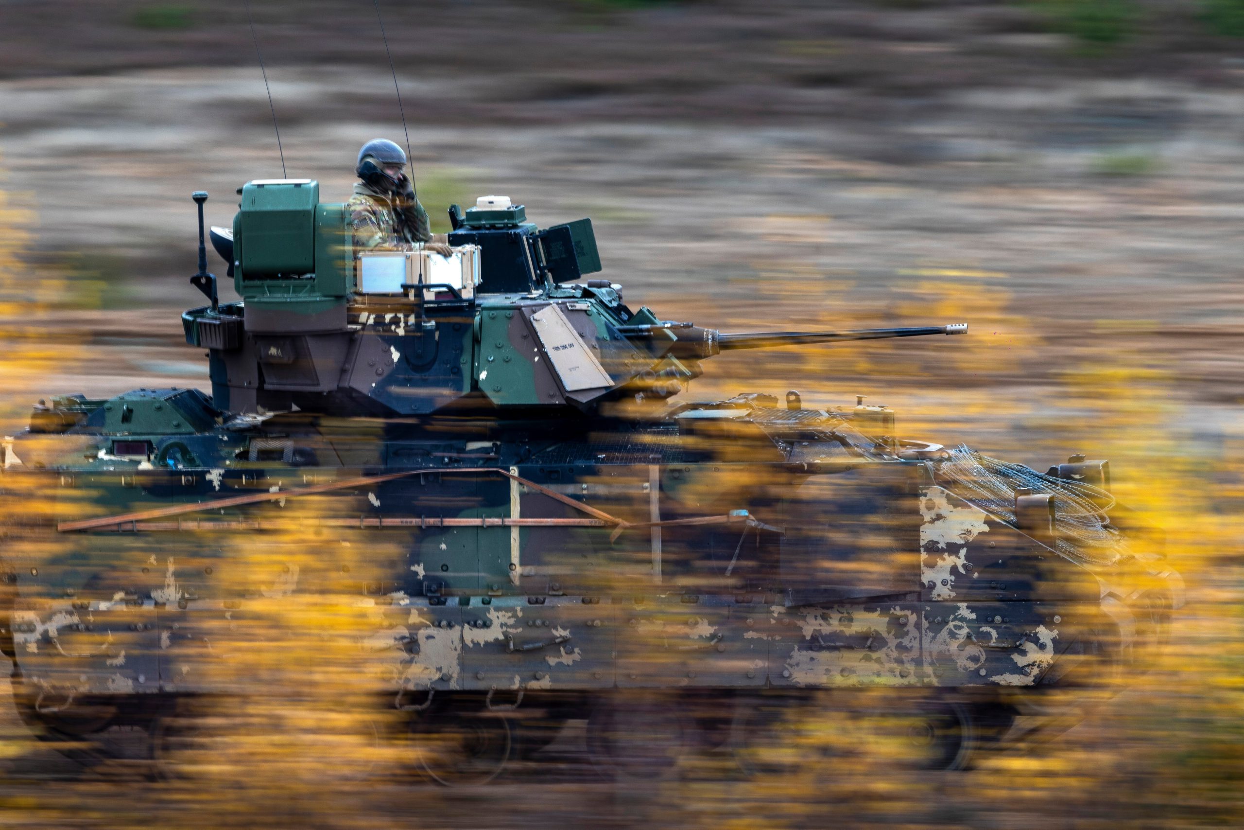 Διοικητής ΝΑΤΟ: Η Ρωσία παίζει με τα όρια του άρθρου 5 – Ελπίζει σε μια βιαστική αντίδρασή μας