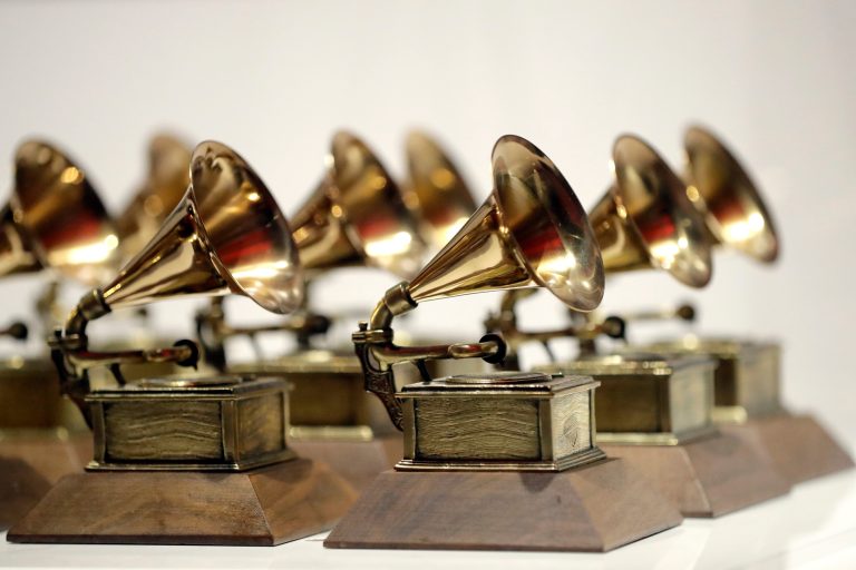 Βραβεία Grammy: Ανακοινώθηκαν οι υποψηφιότητες – Στις 2 Φεβρουαρίου η απονομή σε μία λαμπερή βραδιά