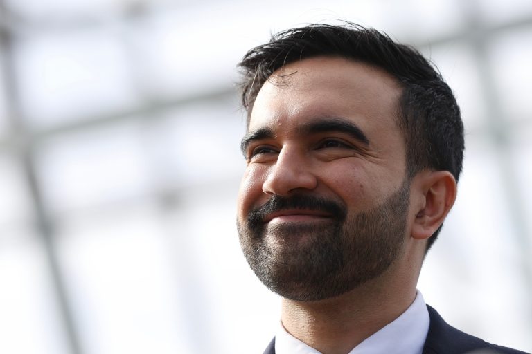 Οι προκλήσεις που περιμένουν τον Μαμντάνι και η επόμενη μέρα στη Ν. Υόρκη μετά τη σαρωτική νίκη του