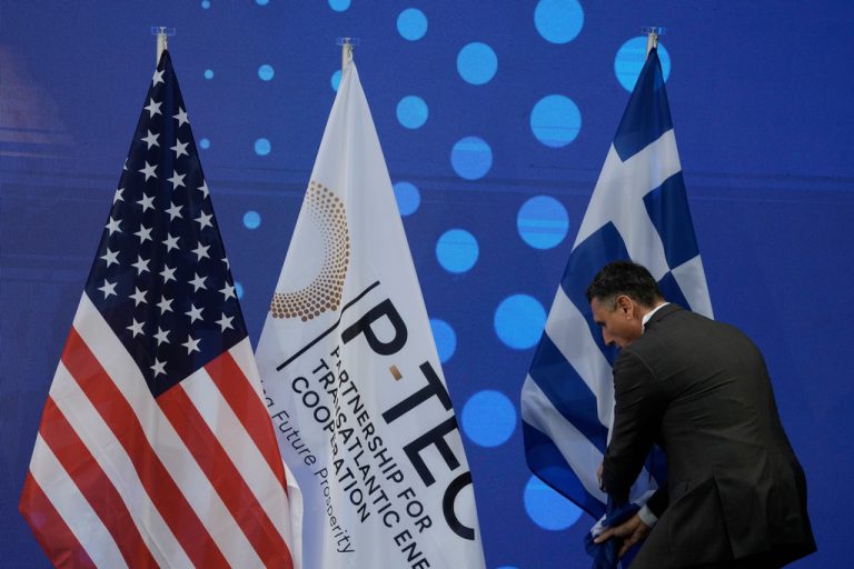 Η Ελλάδα πρωταγωνίστρια στις ενεργειακές εξελίξεις: Θεμελιώδης η σημασία του κάθετου διαδρόμου και των ενεργειακών διαδρομών, πολλαπλά τα οφέλη