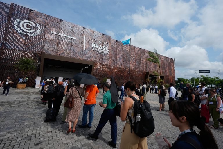 COP30: Η διάσκεψη για το Κλίμα υπογραμμίζει την ανάγκη των χωρών να γίνουν ανθεκτικές έναντι των ακραίων καιρικών φαινομένων