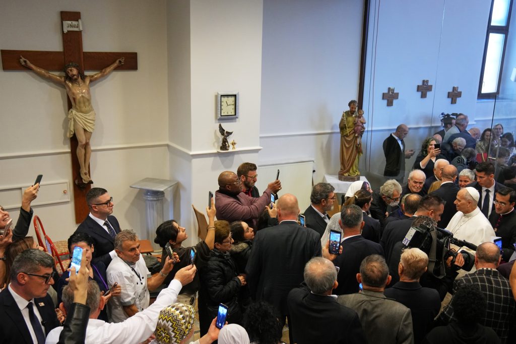 Μήνυμα ενότητας από Πάπα και Οικουμενικό Πατριάρχη – Στην τελική ευθεία οι προετοιμασίες για την ιστορική συνάντηση