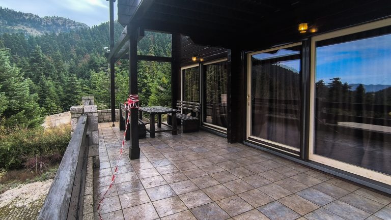 Δολοφονία 42χρονου στην Αράχωβα: «Μίλησαν» στοιχεία από κάμερες ασφαλείας και κινητά