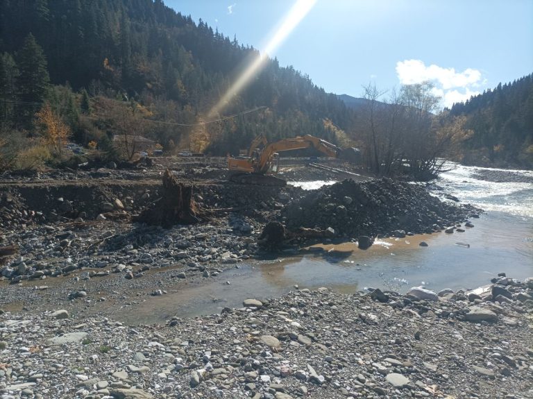 Τρίκαλα: Προβλήματα στο οδικό δίκτυο στα ορεινά της Καλαμπάκας, λόγω ζημιών απο την  κακοκαιρία