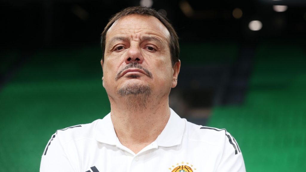 Αταμάν: «Δεν είμαστε στην αγορά για άλλο σέντερ»