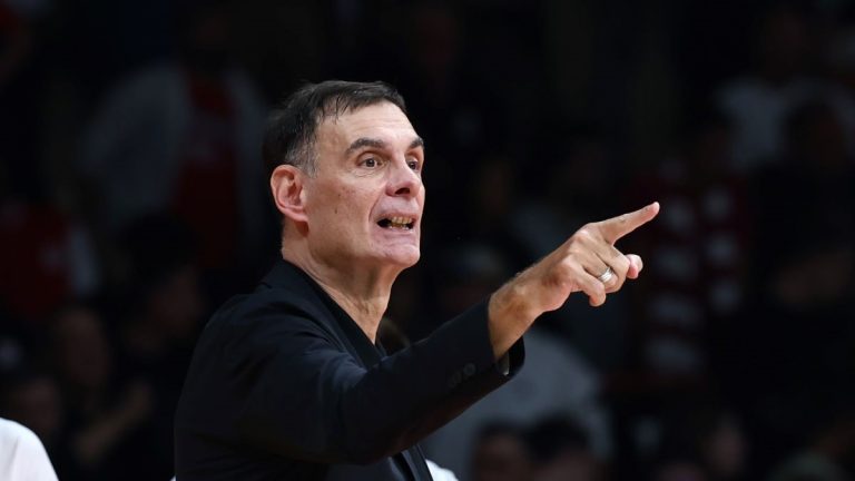 Μπαρτζώκας: «Παίξαμε την κανονική μας άμυνα στο τέταρτο δεκάλεπτο, ο Μιλουτίνοφ ήταν καθοριστικός»