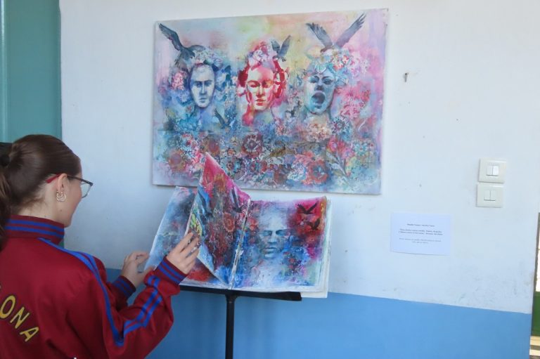 Γυμνάσιο Βολισσού Χίου: Τελευταία Κυριακή με την έκθεση “Τα όνειρα της Ατοσσας”