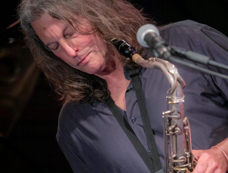 “Truths Be Told”: Η νέα δουλειά του David Lynch ζωντανά στο Half Note