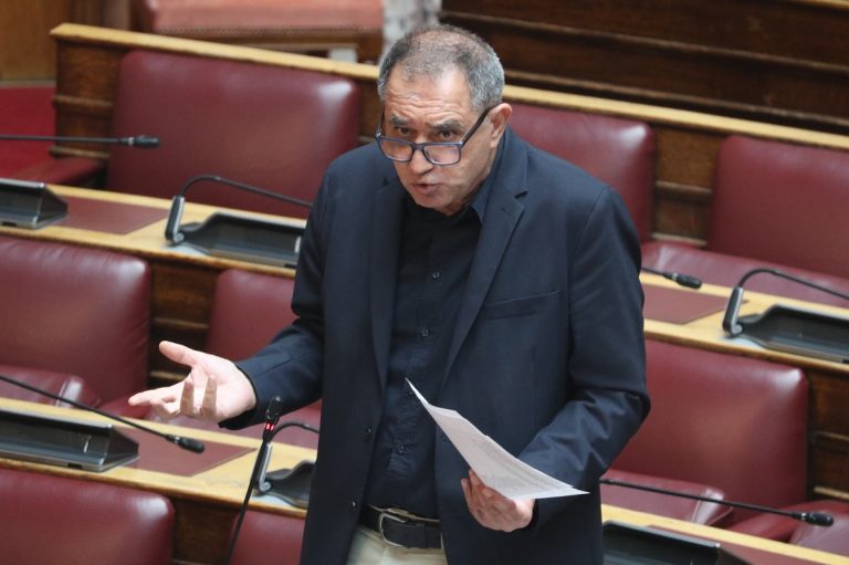 Γ. Δελής (ΚΚΕ) στο ΕΡΤnews Radio 105,8 για «Ιθάκη»: Πολιτικό άρλεκιν που προκαλεί εμπορικό ενδιαφέρον- Μπορεί να πει κανείς ότι το εμπορικό rebranding πέτυχε