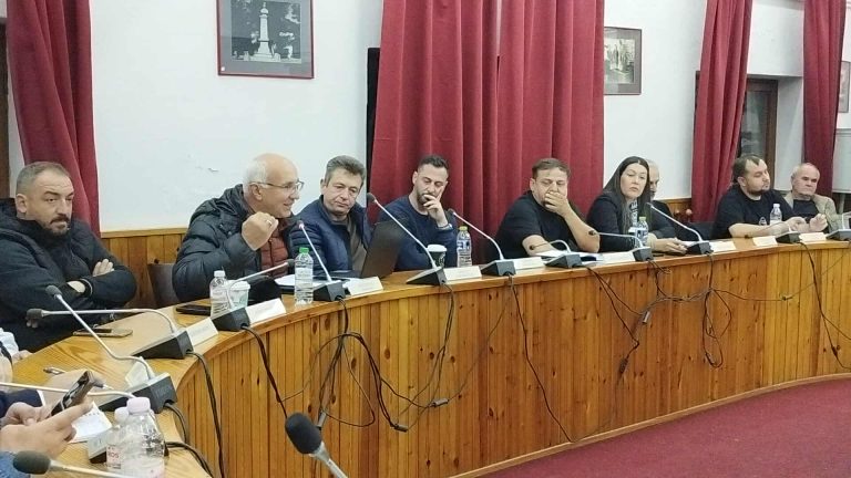 Γρεβενά: Ένταση στο δημοτικό συμβούλιο Δεσκάτης για τα έργα στη Βουνάσα