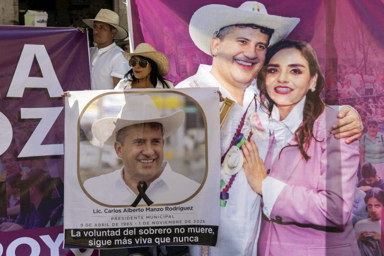 Ένας 17χρονος ταυτοποιήθηκε ως ο δράστης της δολοφονίας του δημάρχου στη δημόσια εκδήλωση στο Μεξικό