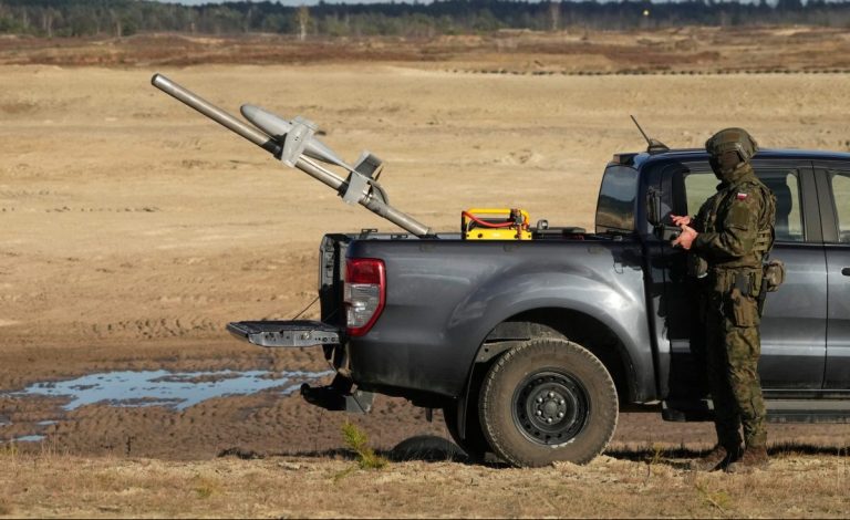 Ολλανδία: Ο στρατός έκανε χρήση όπλων εναντίον drones που πετούσαν πάνω από βάση της πολεμικής αεροπορίας