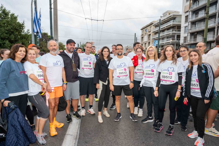 42ος Αυθεντικός Μαραθώνιος: Με το μήνυμα «κάθε βήμα, μία νίκη» έτρεξαν οι εργαζόμενοι της ΕΡΤ