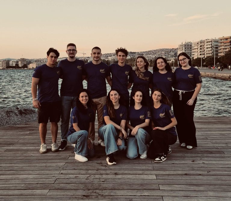 Χρυσό Μετάλλιο στη Φοιτητική Ομάδα iGEM του ΑΠΘ για καινοτόμα θεραπευτική πρόταση κατά της Χρόνιας Λεμφοκυτταρικής Λευχαιμίας