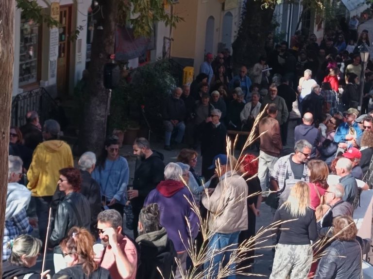   Έντονες οι αντιδράσεις στην Ικαρία για το κλείσιμο των δυο καταστημάτων ΕΛΤΑ