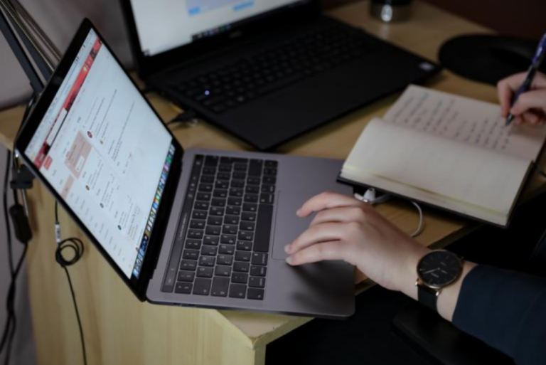 Θ. Κουκάκης για υποκλοπές: Οι στόχοι παρακολουθήθηκαν πρώτα από την ΕΥΠ και μετά από το Predator