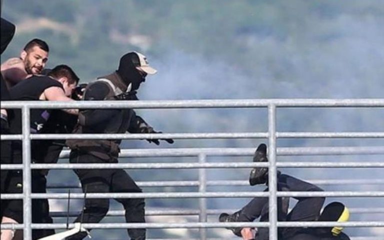 Βόλος: Συνελήφθησαν τρεις άνδρες  για χρήση πυροτεχνημάτων σε ποδοσφαιρικό αγώνα