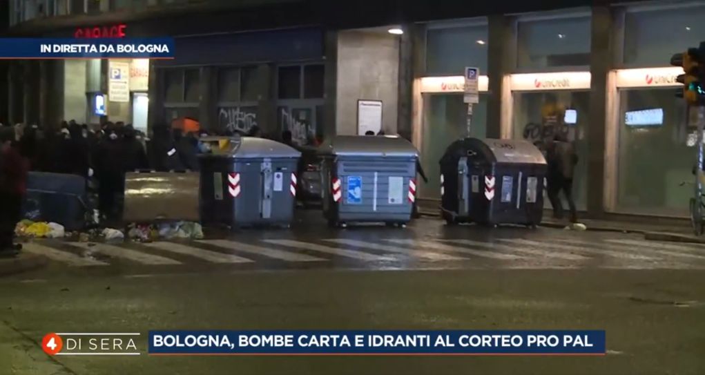 Βίαιες συμπλοκές στην Μπολόνια της Ιταλίας την ώρα του αγώνα της Κίντερ με τη Μακάμπι – Οκτώ αστυνομικοί τραυματίες ως τώρα (video)