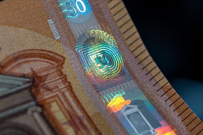 Τα μέτρα που θα ενισχύσουν το εισόδημα 2,6 εκατομμυρίων συνταξιούχων με 1,3 δισ. ευρώ το επόμενο δίμηνο