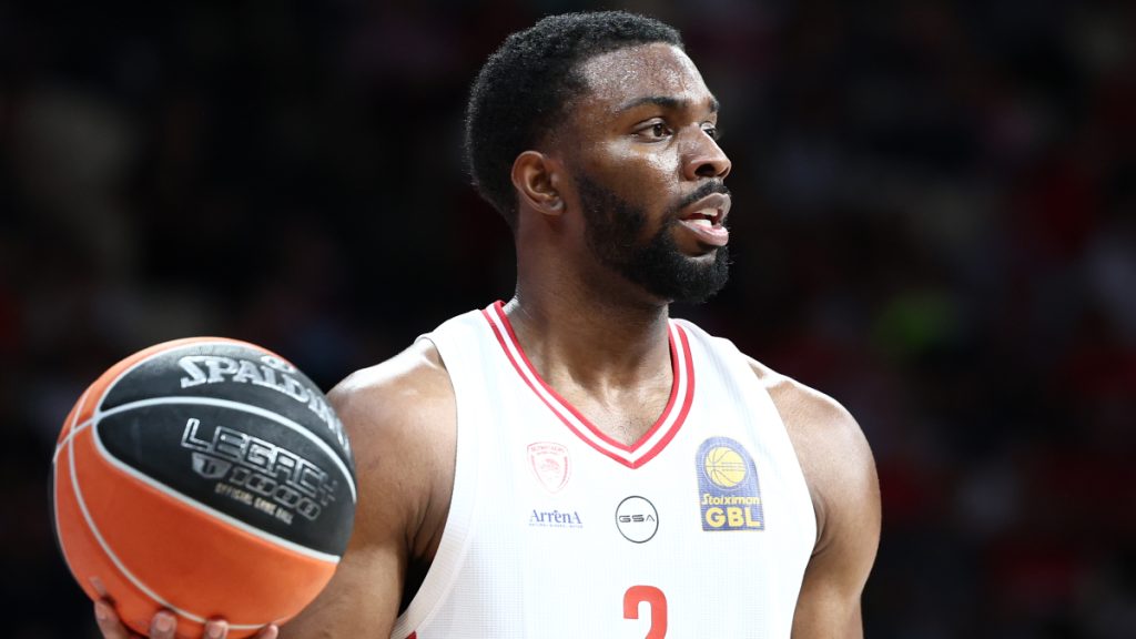 Έβανς στην ΕΡΤ: «Οι καλύτερες μέρες έρχονται, ευχαριστώ τον Ολυμπιακό και τους φιλάθλους για την υπομονή τους» (video)