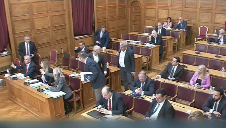 Aποχώρησαν τα κόμματα της αντιπολίτευσης από την Εξεταστική Επιτροπή για τον ΟΠΕΚΕΠΕ – «Στα χέρια του Εισαγγελέα το υπόμνημα Ξυλούρη»