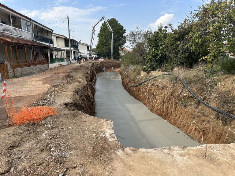 Δήμος Φαρσάλων: Αυτοψία στα υπό εξέλιξη αντιπλημμυρικά έργα στην περιοχή