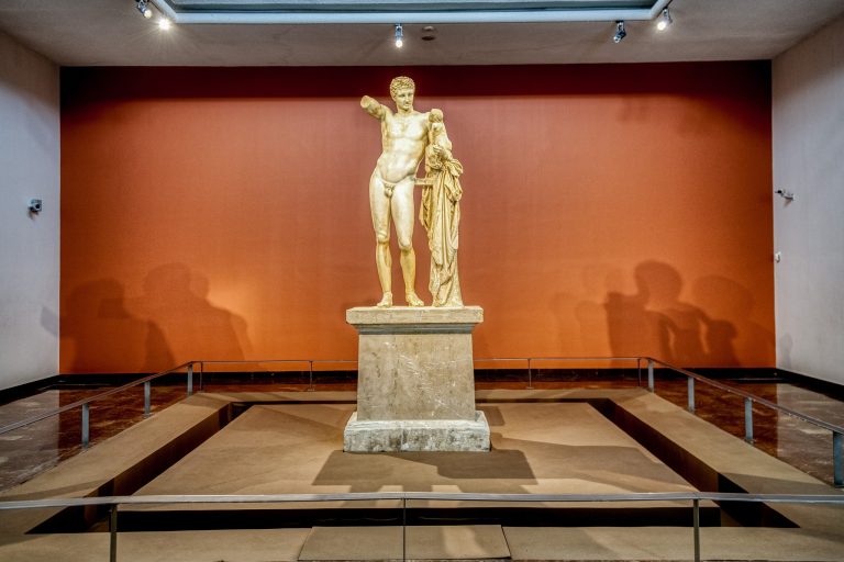 Στο αρχαιολογικό Μουσείο Ολυμπίας λόγω επιδείνωσης του καιρού η τελετή Αφής της Ολυμπιακής Φλόγας