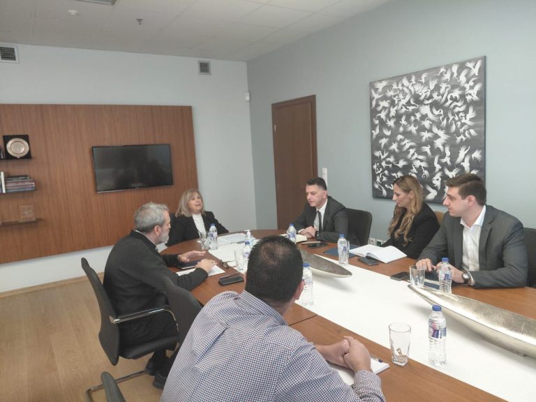 Θεσσαλονίκη: Συνάντηση του διευθυντή του Γραφείου του Πρωθυπουργού στη Μακεδονία Μιχάλη Μπεκίρη με την περιφερειάρχη Κεντρικής Μακεδονίας Αθηνά Αηδονά