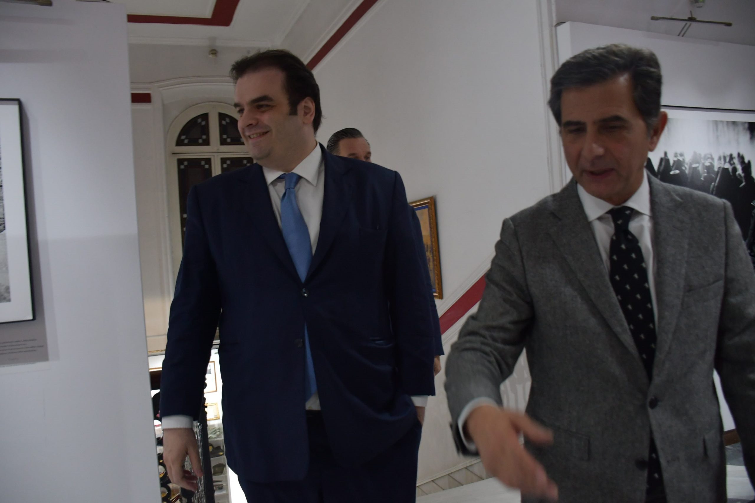 Θεσσαλονίκη: Συνάντηση του Υπουργού Εθνικής Οικονομίας και Οικονομικών Κ. Πιερρακάκη με τον Υφυπουργό Εσωτερικών-Μακεδονίας και Θράκης Κ. Γκιουλέκα στο Διοικητήριο