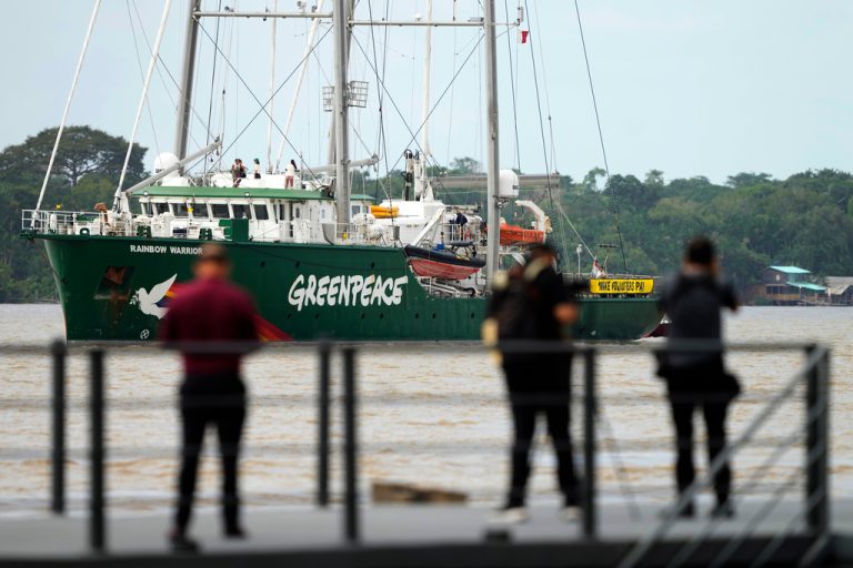 «Εντατικοποίηση» του εμπορίου πυρηνικών υλικών μεταξύ Γαλλίας και Ρωσίας εν μέσω πολέμου στην Ουκρανία καταγγέλλει η Greenpeace