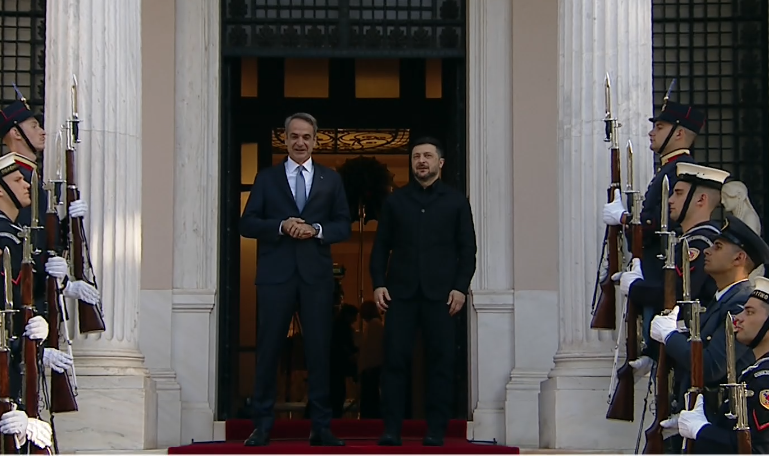 Στην Αθήνα ο Ζελένσκι: Συναντάται με Μητσοτάκη – Στο επίκεντρο η συμφωνία για την ενέργεια