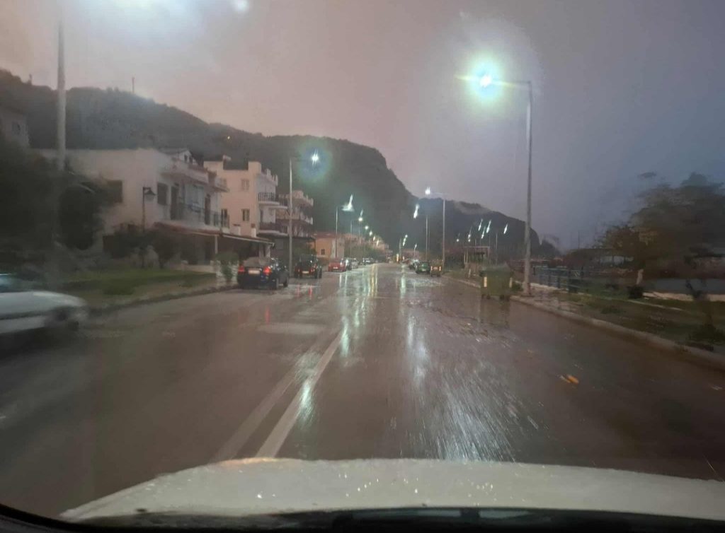 Ζημιές από την κακοκαιρία στην Σάμο