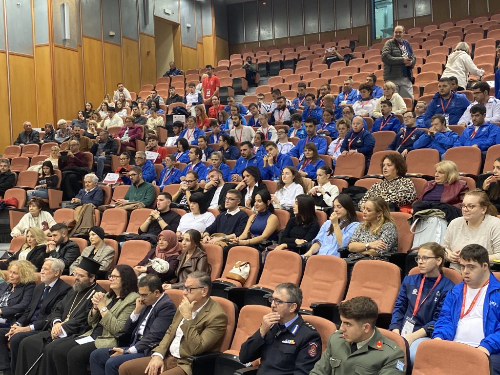 Κομοτηνή: Ξεκίνησαν οι 2οι Πανελλήνιοι Αγώνες Μπόουλινγκ Special Olympics Hellas