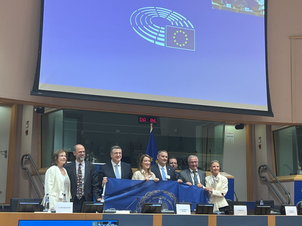 Η Έξοδος του Μεσολογγίου τιμήθηκε στις Βρυξέλλες – Μαρκ Μαζάουερ: «Ένα από τα πιο ξεκάθαρα παραδείγματα συλλογικής τόλμης και αυτοθυσίας»