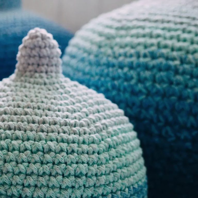 Αμυνταιο: Μια ξεχωριστή έκθεση με πλεκτά μιλά για την αξία του μητρικού θηλασμού