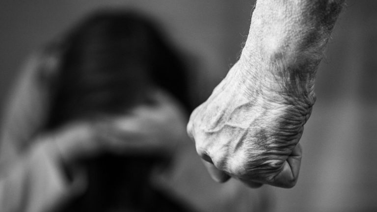 Ενημερωτικές εκδηλώσεις για τη βία κατά των γυναικών σε Ιωάννινα και Ηγουμενίτσα