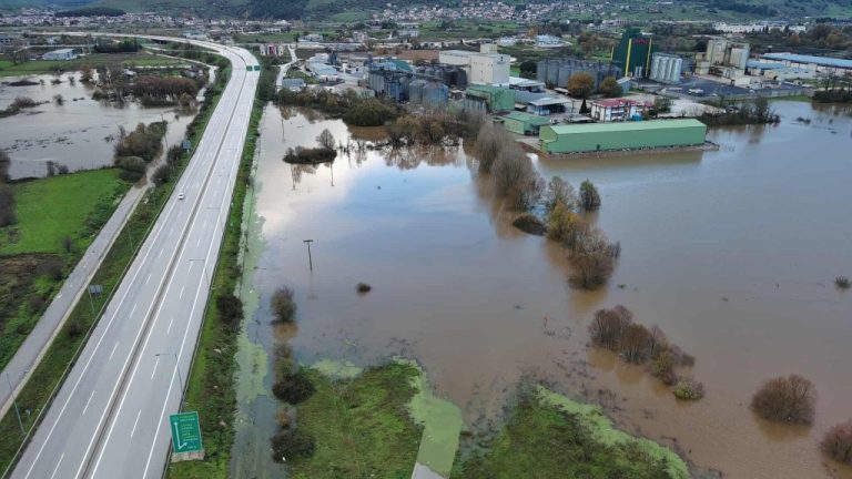 Κακοκαιρία: Ποιες περιοχές παραμένουν σε κατάσταση έκτακτης ανάγκης – Πότε αναμένεται νέα βροχόπτωση