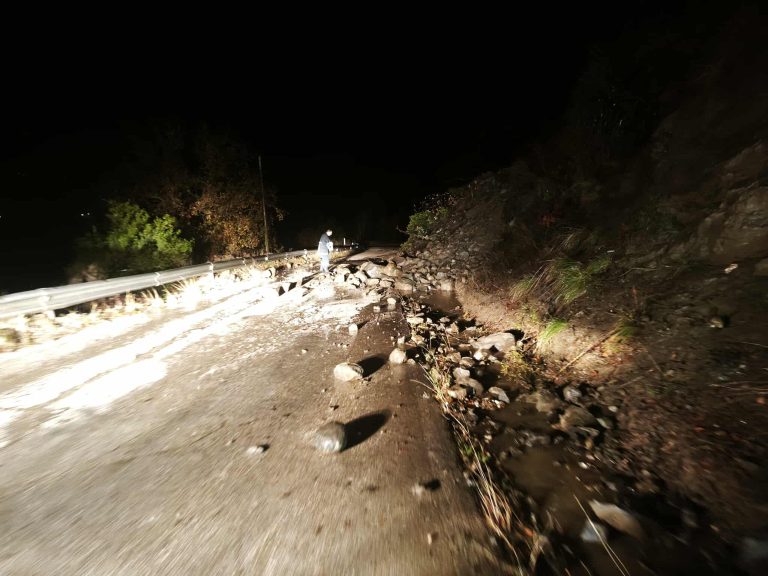 Ισχυρές βροχές και καταιγίδες σε Ήπειρο και Βόρειο Ιόνιο σήμερα – Πού σημειώθηκαν προβλήματα